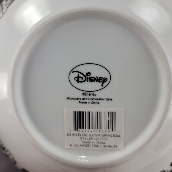 Disney Serving Bowl Mickey Mouse Goofy Grid Black White Gray 9 1/2" Zrike Brands - Picture 7 of 13